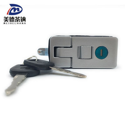 2007 год ОЭ No 82HA1-34130A Сжатие панели замок замка для двери прицепа для трейлера