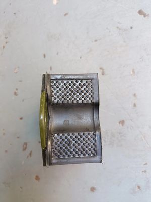 Китайские автобусы и грузовики передний задерживающий подушка резиновый блок 1000-01-00001 Последние разработки