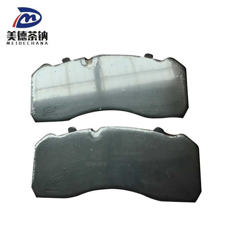 OE NO. 9100-90-16947 Дисковые тормозные колодки для частей автобусов Zhongtong на тяжелых грузовиках